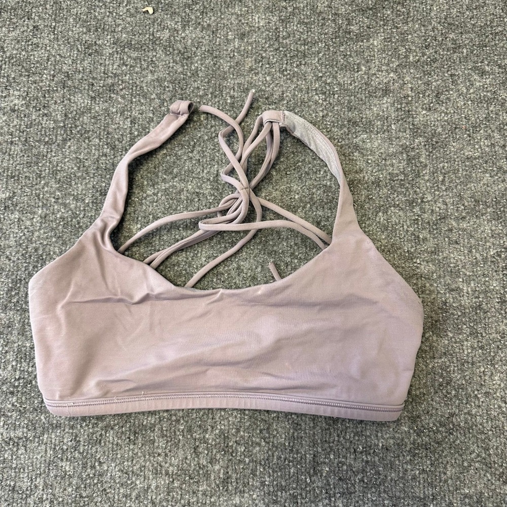 Lululemon Sports Bra Womens Size 4 Purple Free to Be Strappy Back Yoga Athletic